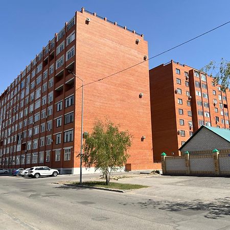 Lux Аппартаменты Smart #2 Pawlodar Exterior foto
